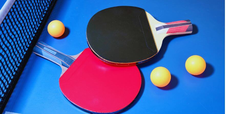 table tennis bats and balls