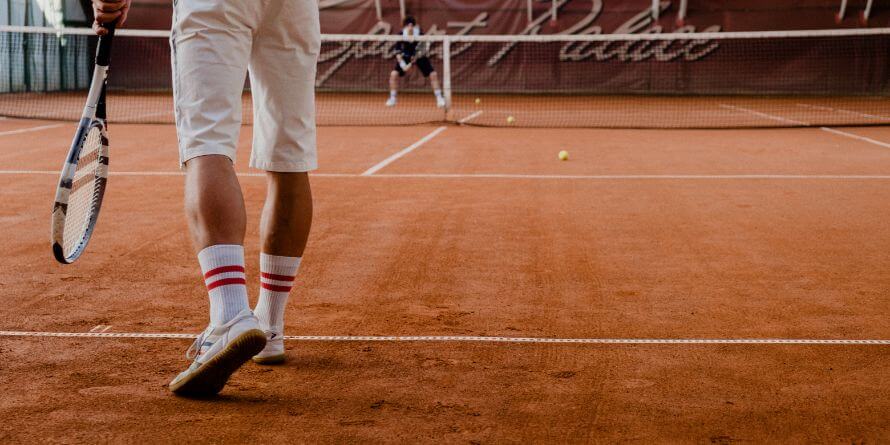 tennis shoes for high arches